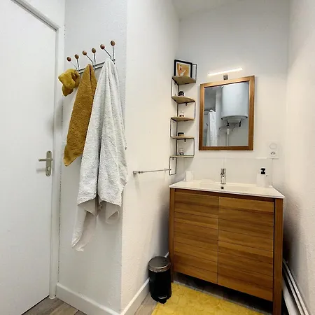 Charmant Studio Au Coeur De شقة